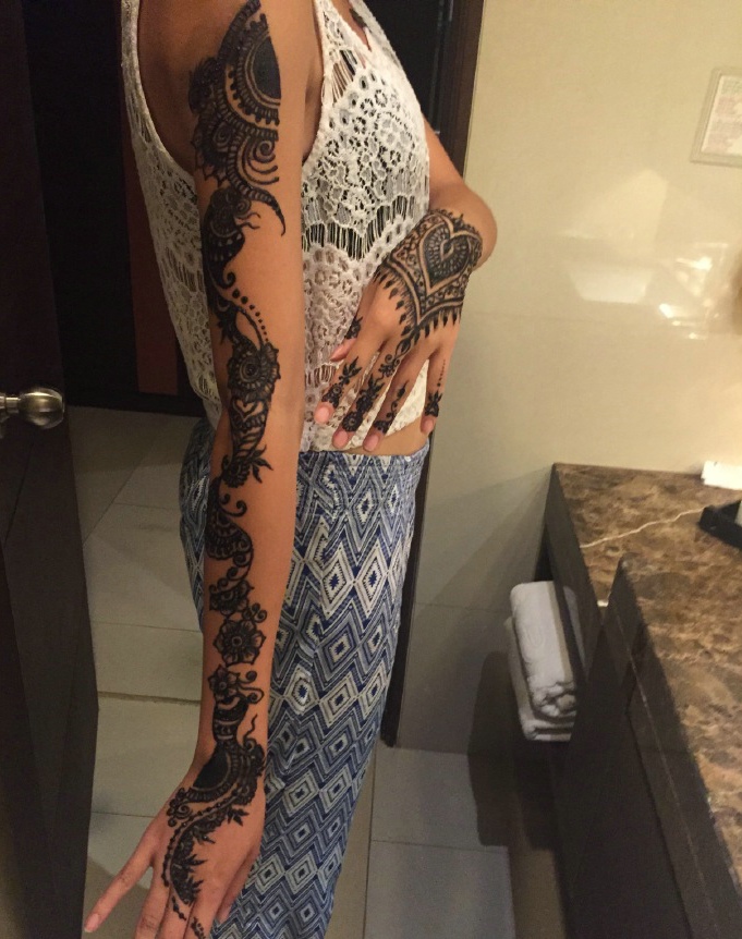 印度漂亮海娜纹身深得女性喜欢