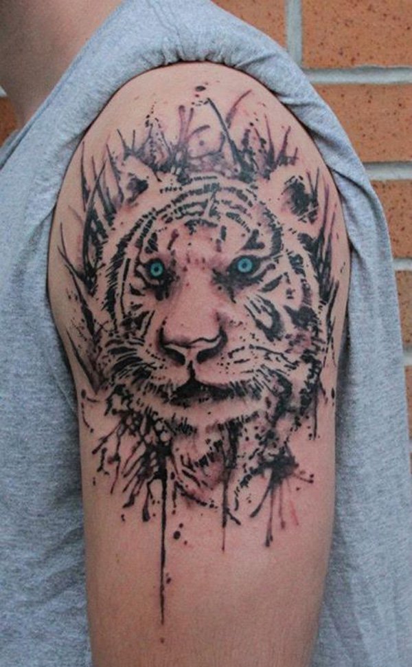 男性们都喜欢这样帅气的凶猛的老虎纹身图片