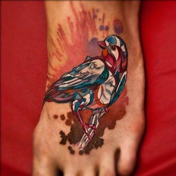 脚背漂亮的水彩画小鸟纹身图片