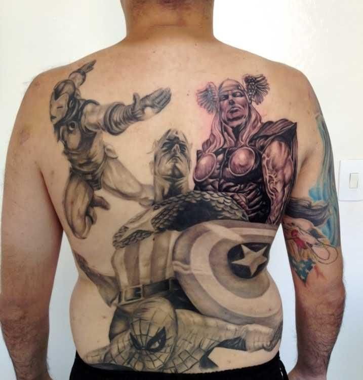 背部漫画风格各种超级英雄纹身图片