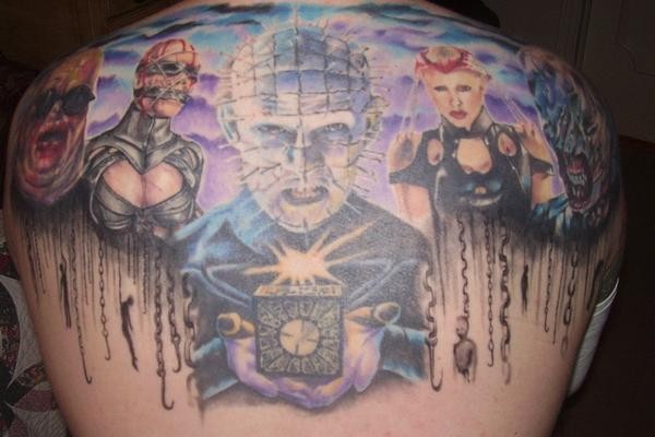 背部惊人的彩绘恐怖电影人物纹身图片