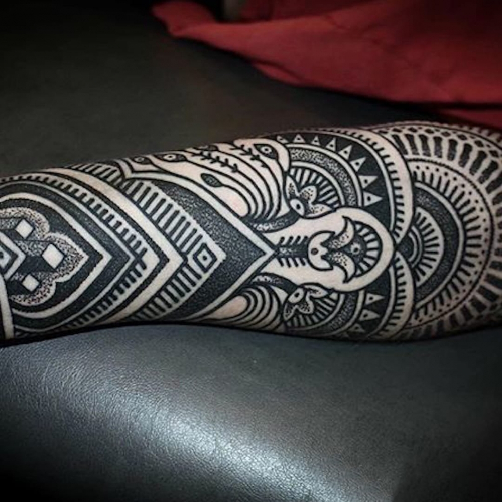 多款手臂上的黑色线条素描创意文艺唯美梵花花纹花臂纹身图片