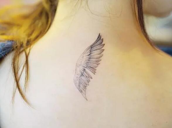 多款帅气的翅膀纹身图片