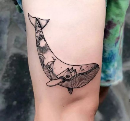 一组8张鲸鱼纹身作品欣赏