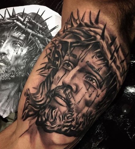 18款欧美基督教耶稣的写实纹身图片