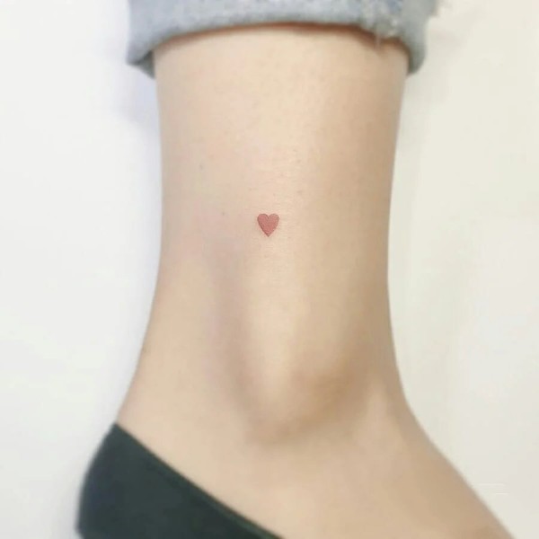 9张适合女生的简约ins风纹身图片