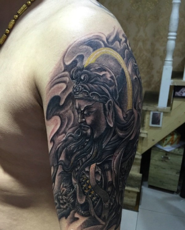 土豪男士大臂充满魅力的关公纹身图图片
