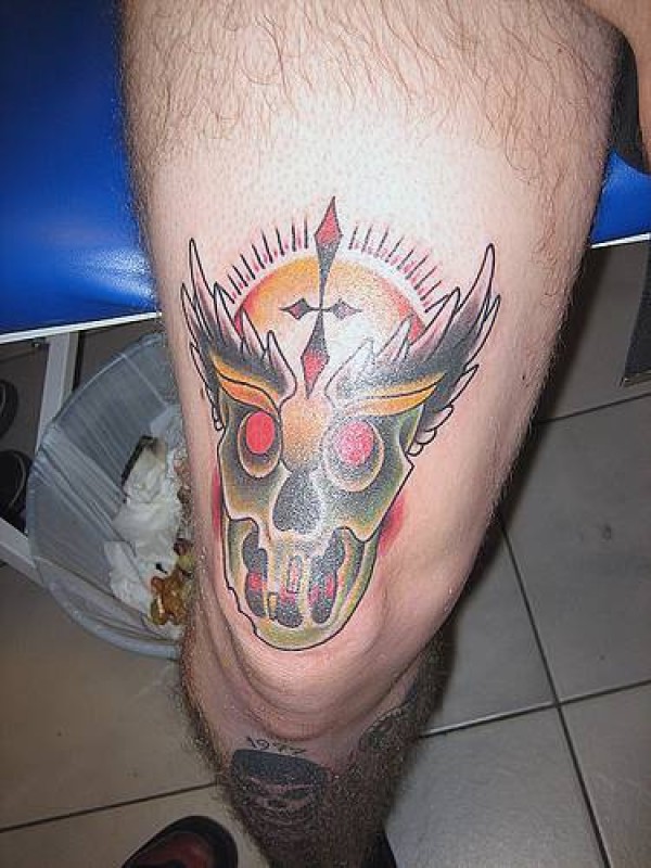 大腿恶魔猫头鹰骷髅纹身图片