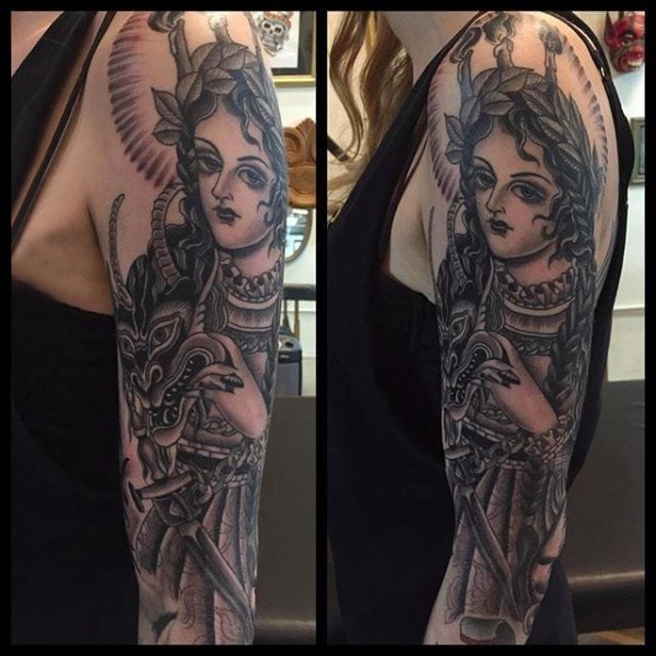 女性人物纹身图片 多款点刺纹身素描女性人物纹身图片