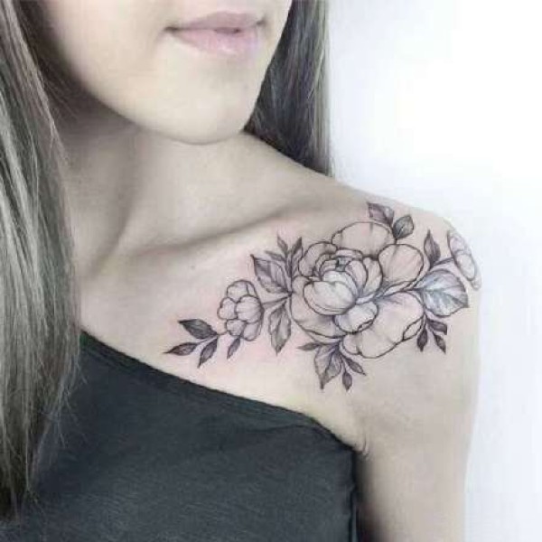 适合女性的一组漂亮黑色素花纹身图片图片