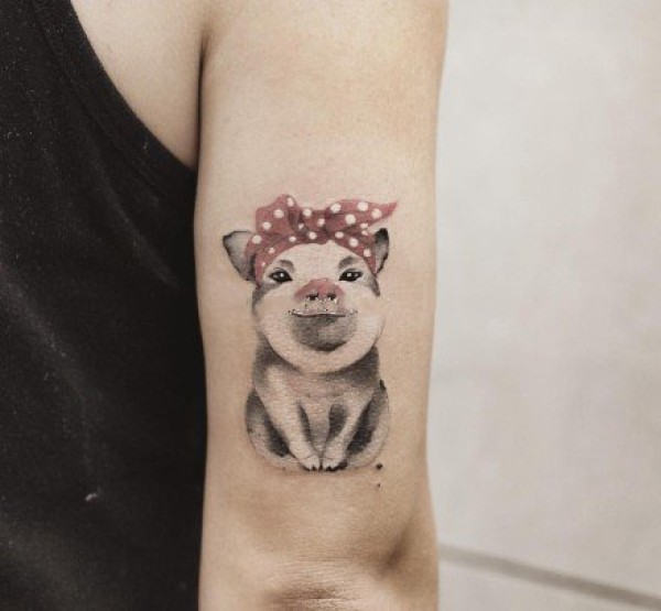 22张猪年的小猪主题纹身图片欣赏