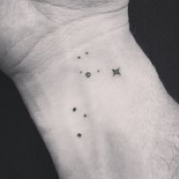 星座简笔画纹身图片 多款简约纹身黑色的星座图形纹身图片