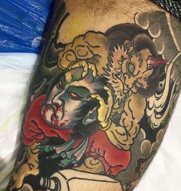 日式大腿夜叉武士纹身图片
