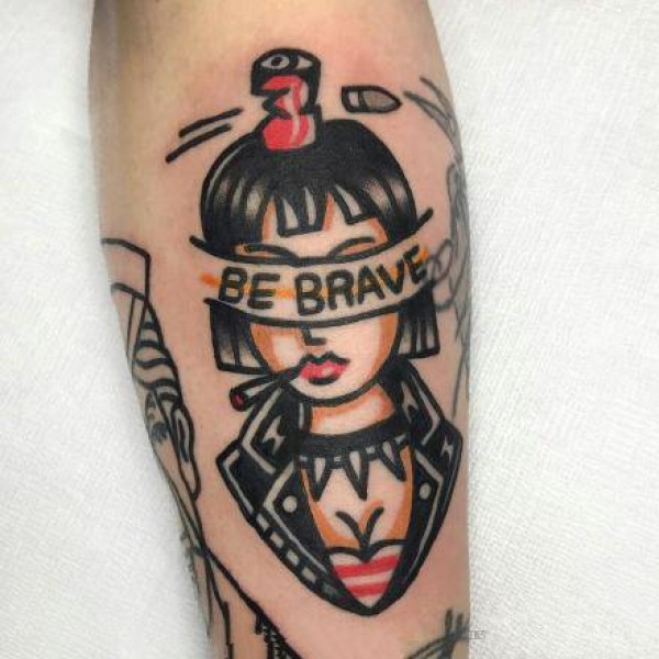 一组可爱的卡通女生彩色手臂纹身