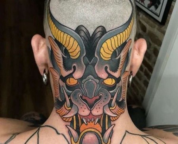 New School后颈恶魔纹身图片