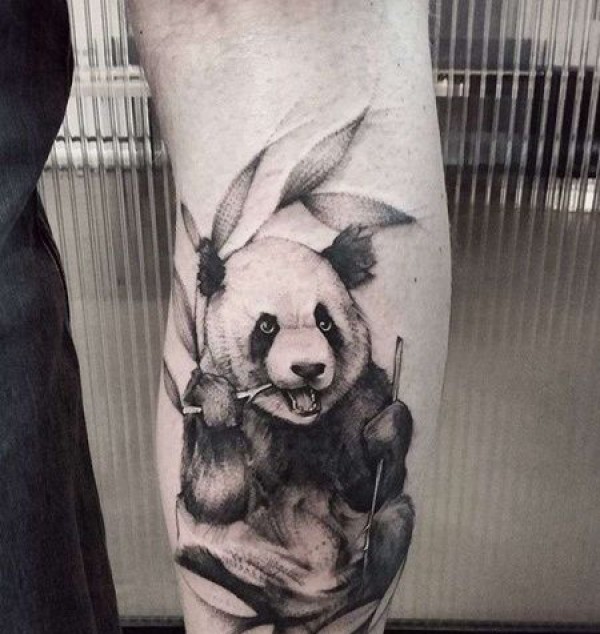 点线大腿熊猫纹身图片