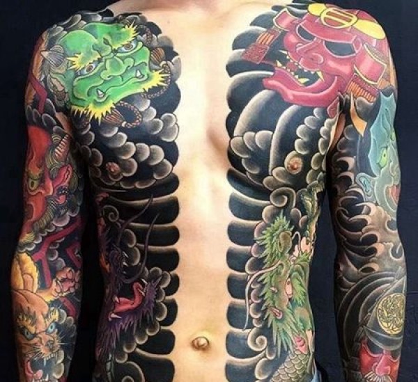 日式胳膊侧腰般若面具夜叉纹身图片