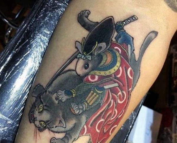 日式小腿老鼠猫纹身图片
