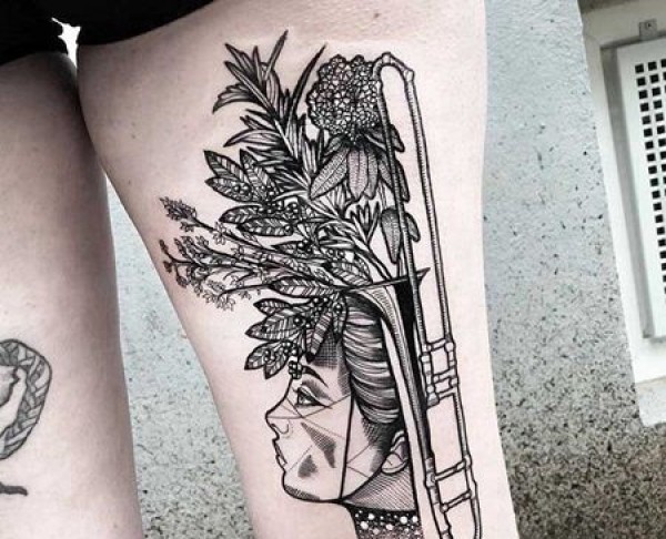 暗黑 大腿外侧 女人 植物
