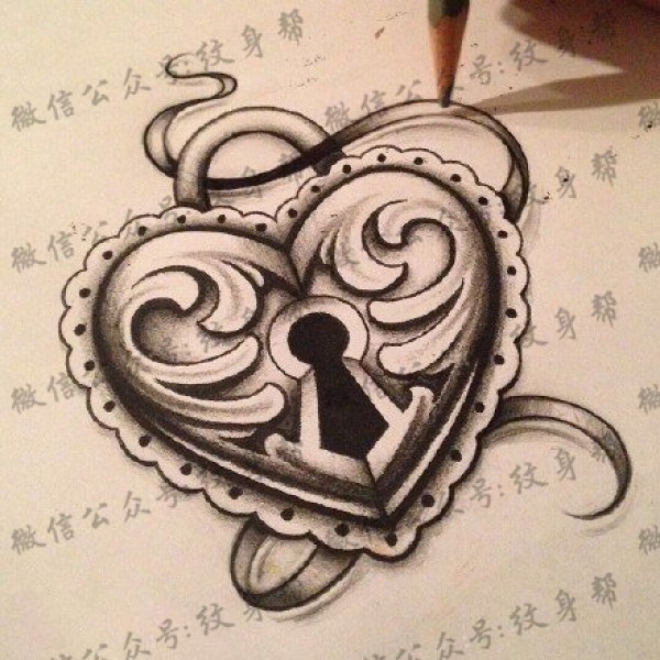 手稿心形图腾纹身图片