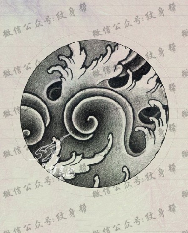 传统的黑白浪花手稿纹身图片