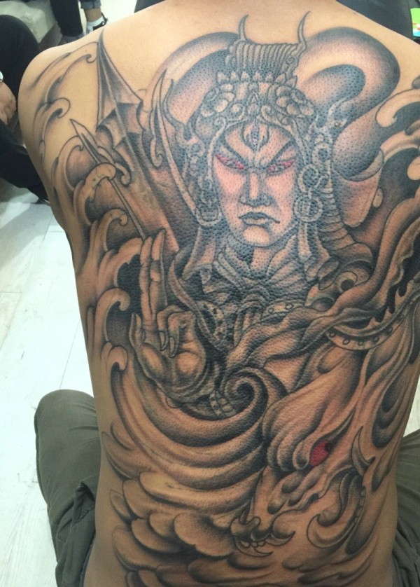 多角度满背二郎神纹身实拍图片